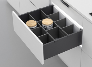 �����������������ڷָ���